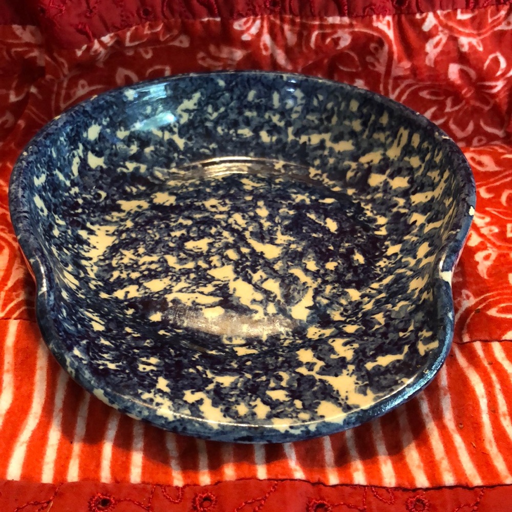 Marshall pottery spoon rest
